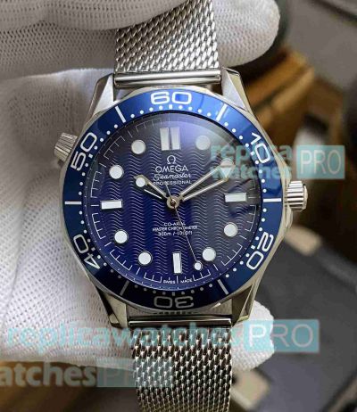 Replica Omega Seamaster 60th Anniversary James Bond Watch Blue Bezel 42mm